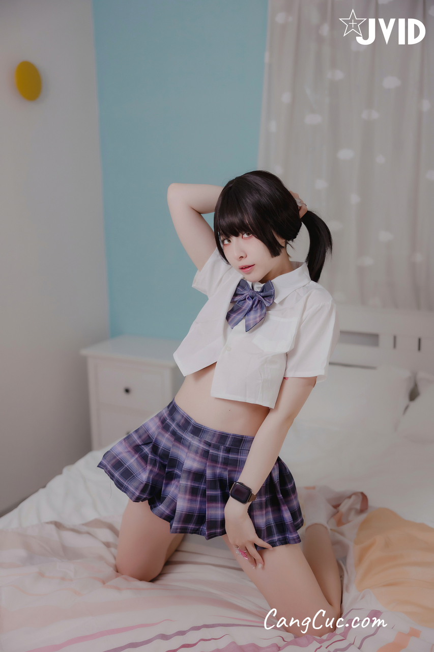 [JVID] 黎菲兒 – 超狂真實32Icup學妹-看色色漫畫難解性慾-青春期少女情慾初開-邀約學長打電動互尬沒想到擦槍走火變成打炮切磋