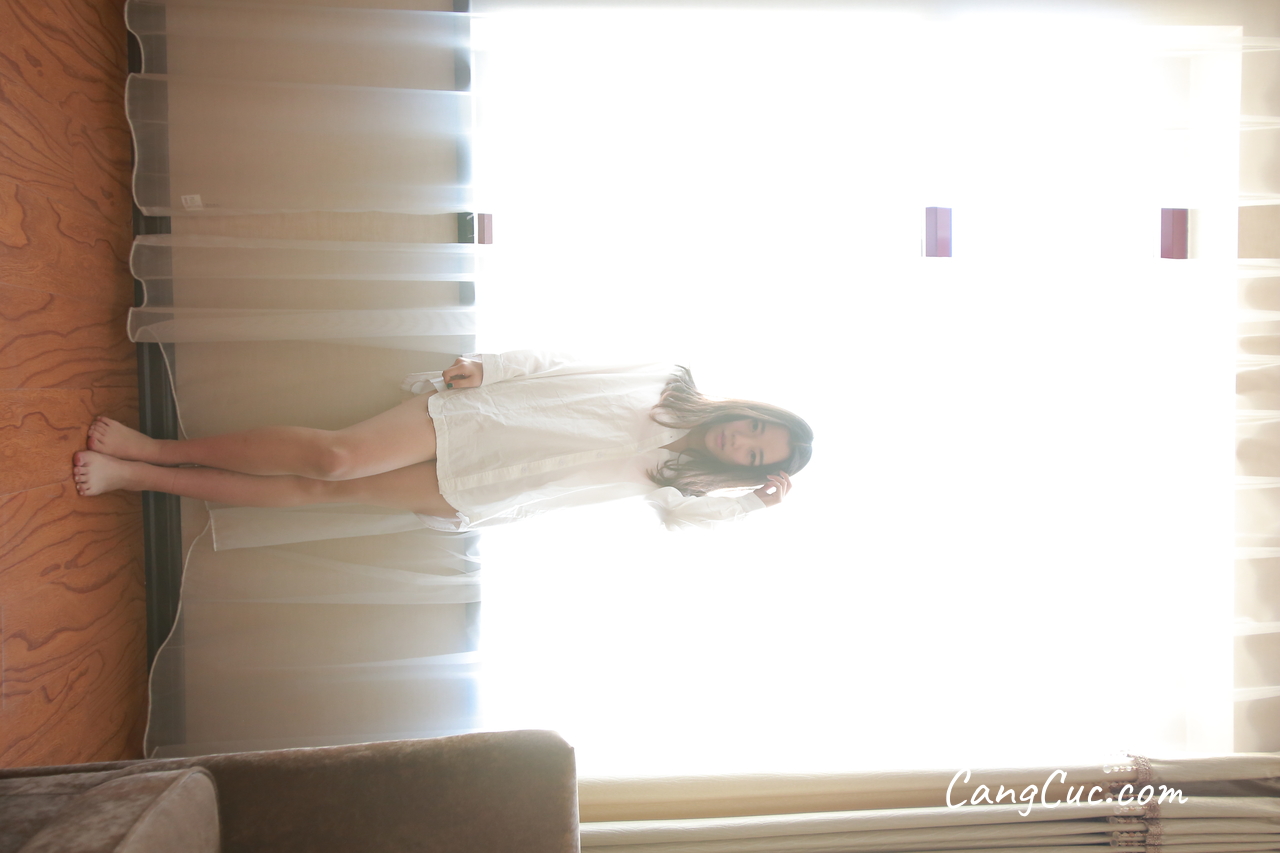 [Private Photoshoot] 佳琪 – 白衬衫