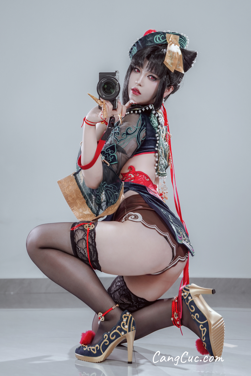 Coser@半半子 – 玉玲珑僵尸娘