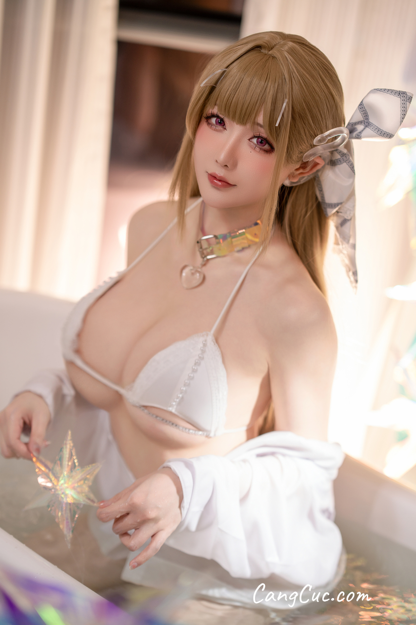 Coser@星之迟迟Hoshilily – NIKKE毒蛇泳装