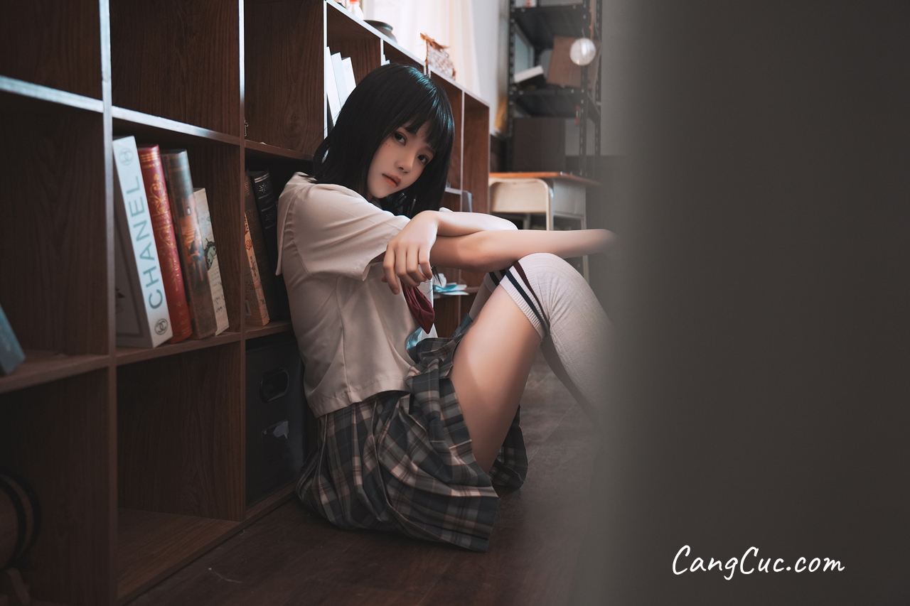 Coser@桜桃喵 – 教室死库水