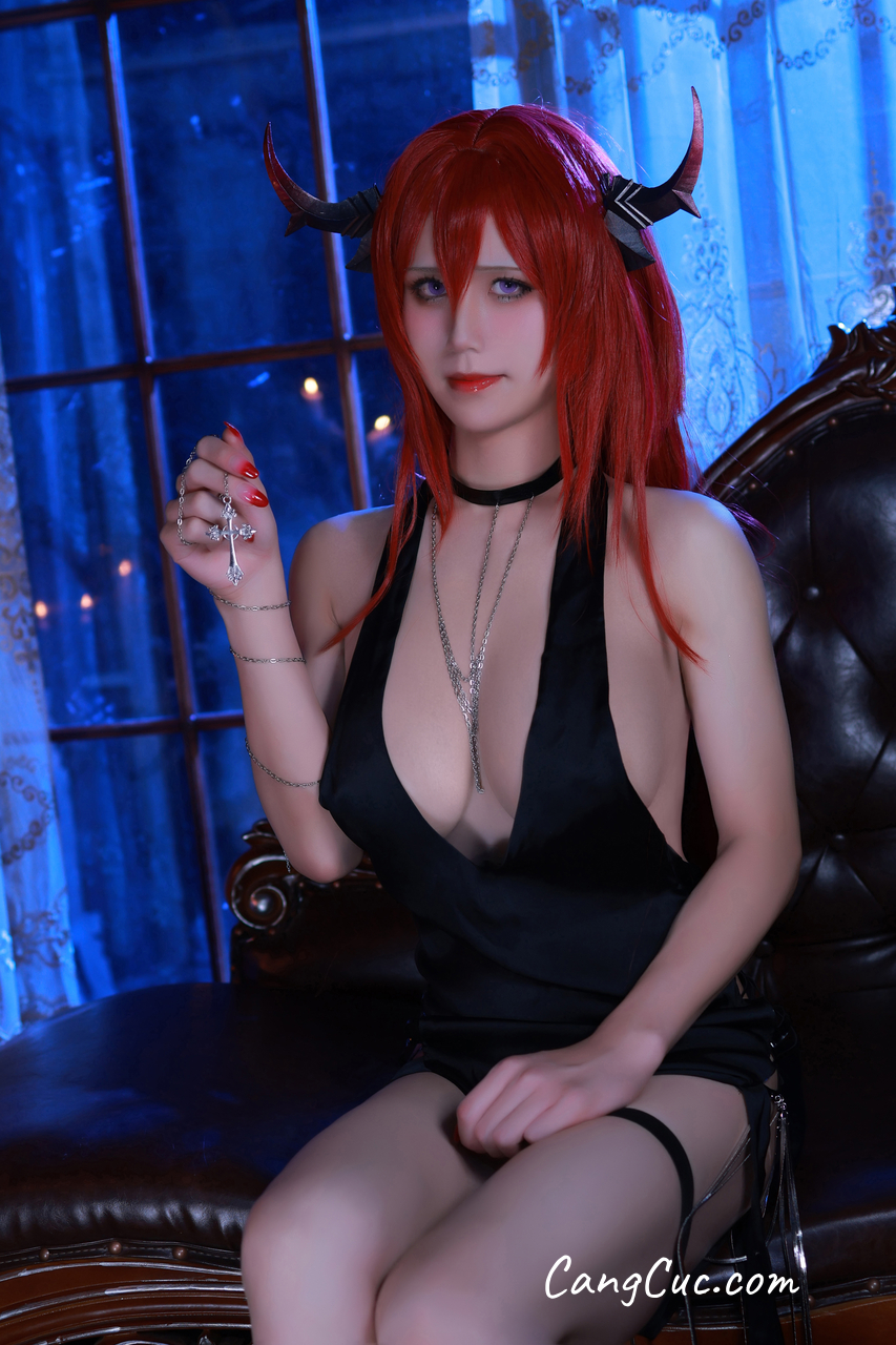Coser@桜满三时 – 史尔特尔同人礼服