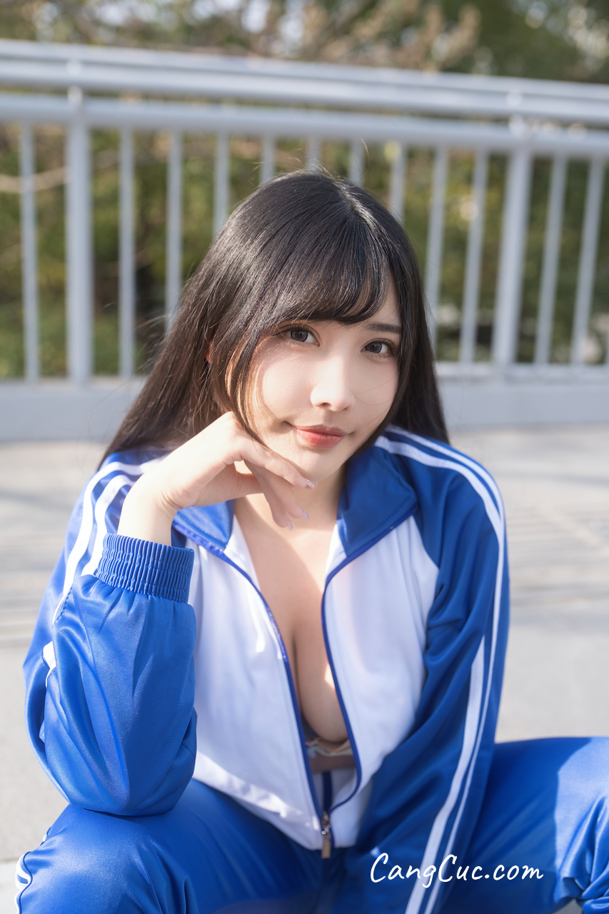 Coser@糖果果Candy – 户外校服
