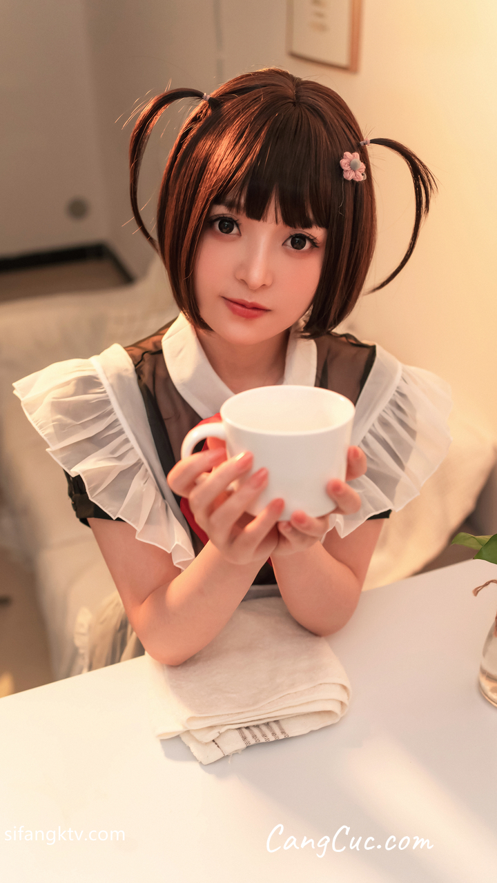 Coser@草莓味奈奈兔 – 付费福利私拍合集