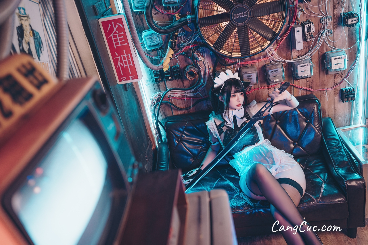 Coser@落落Raku – 8K 初音未来 FutureTone