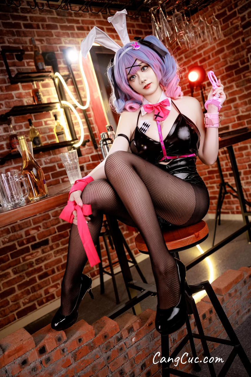 Coser@阿雪雪 – 初音兔子洞