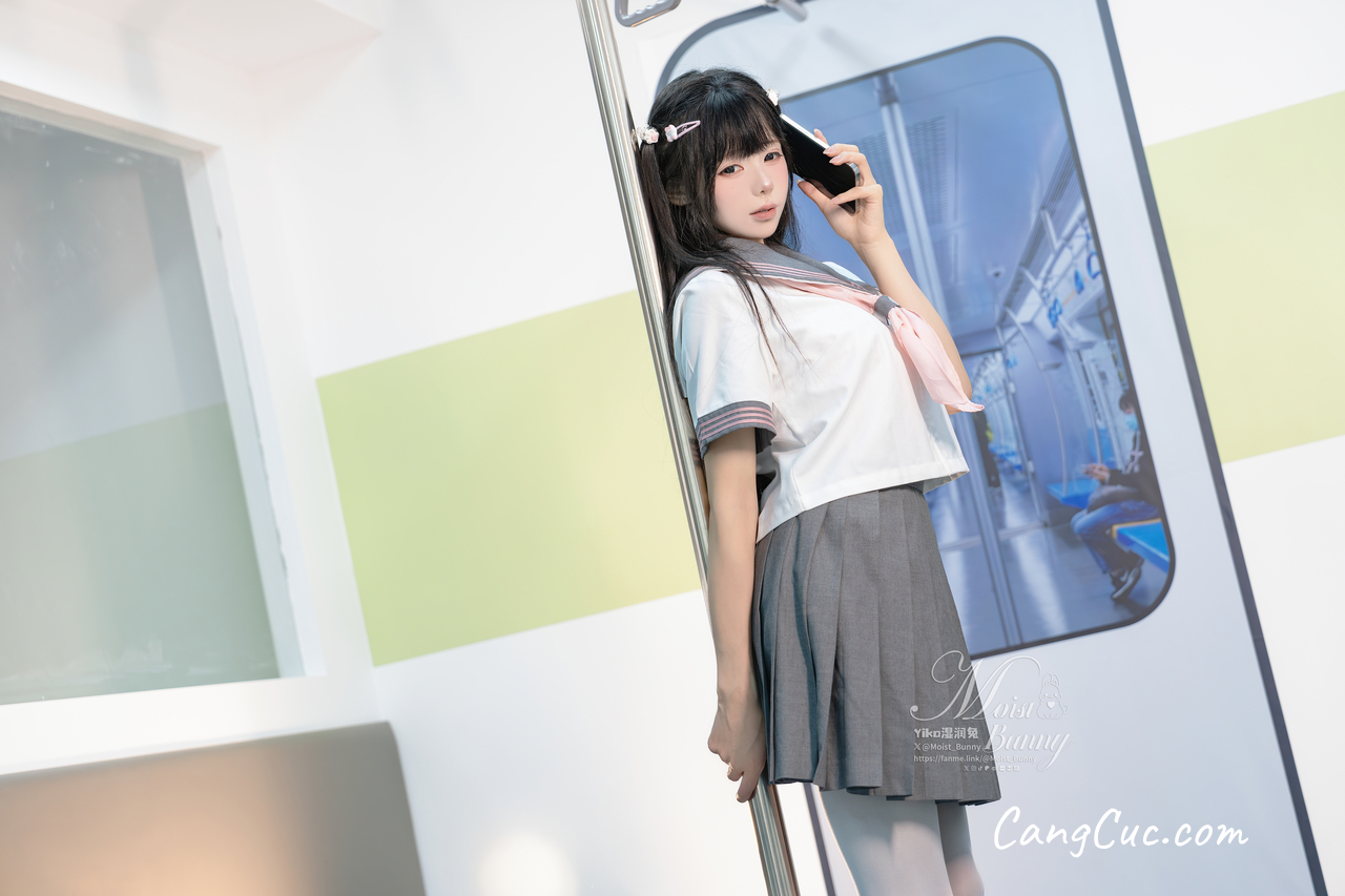 Coser@黏黏团子兔 – 12月作品『地铁萌妹』 恋爱循环