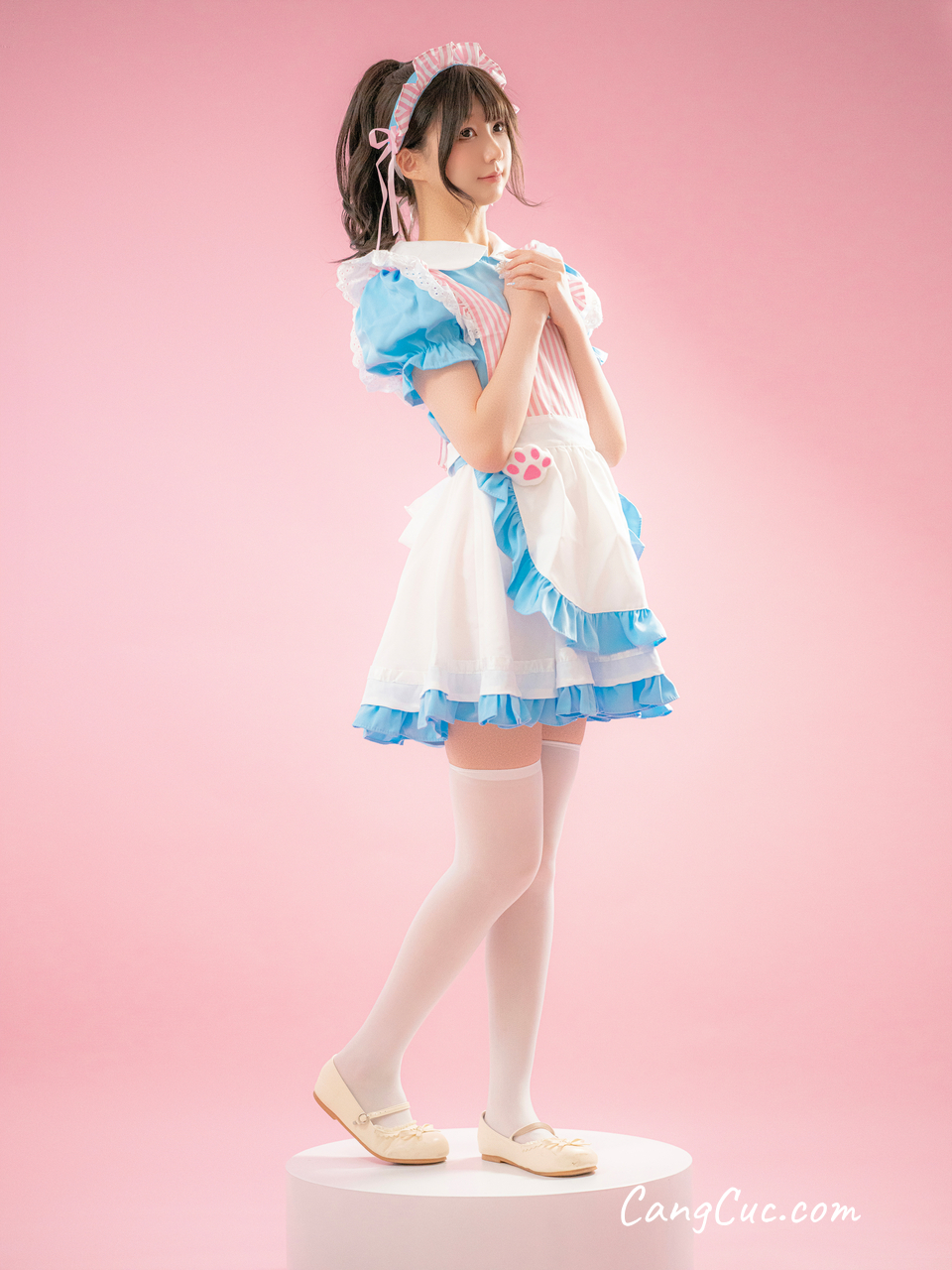 Coser@NAGISA魔物喵 – メイド喫茶