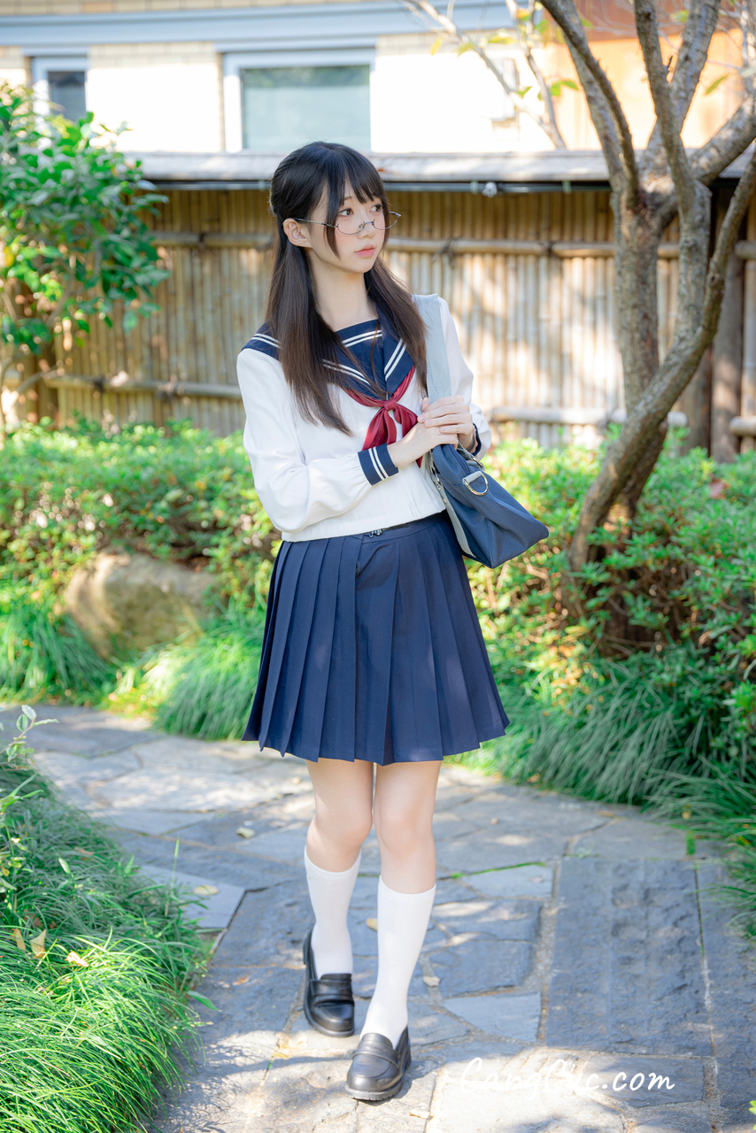Coser@NAGISA魔物喵 – 真面目な委員長