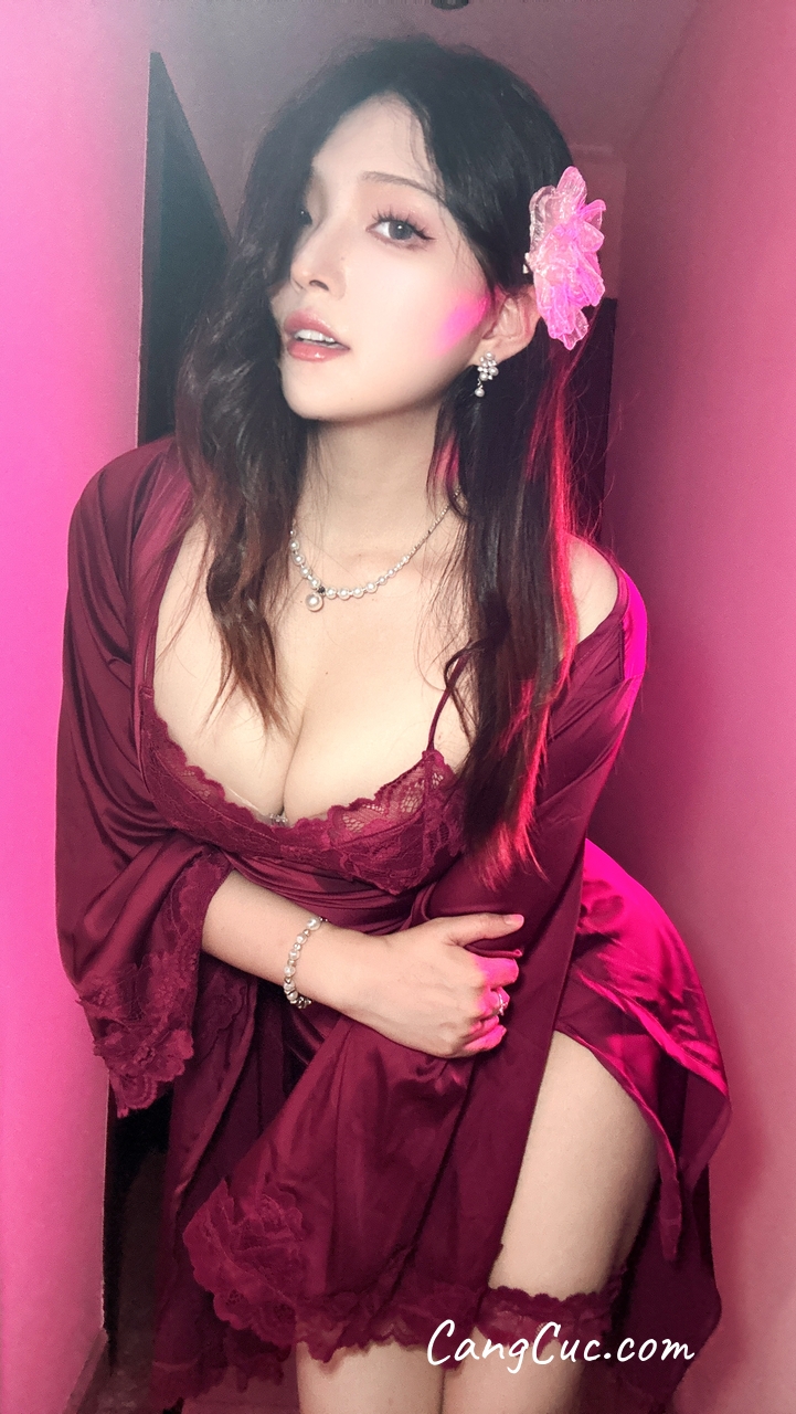Coser@Natsuko夏夏子 – 紫罗兰