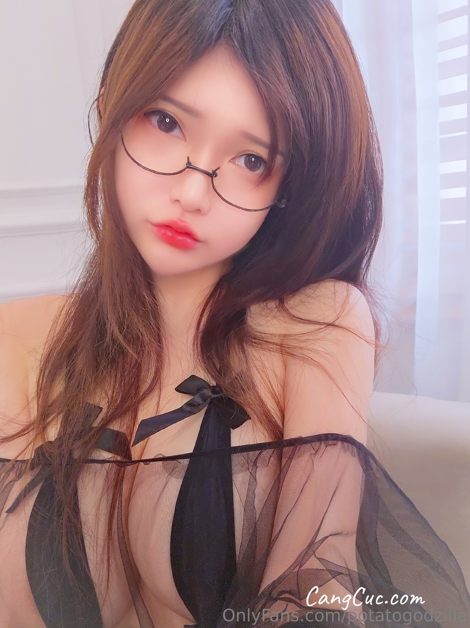 Coser@Potato Godzilla – Black Transparent Lingerie Onlyfans Nude Oct 2024