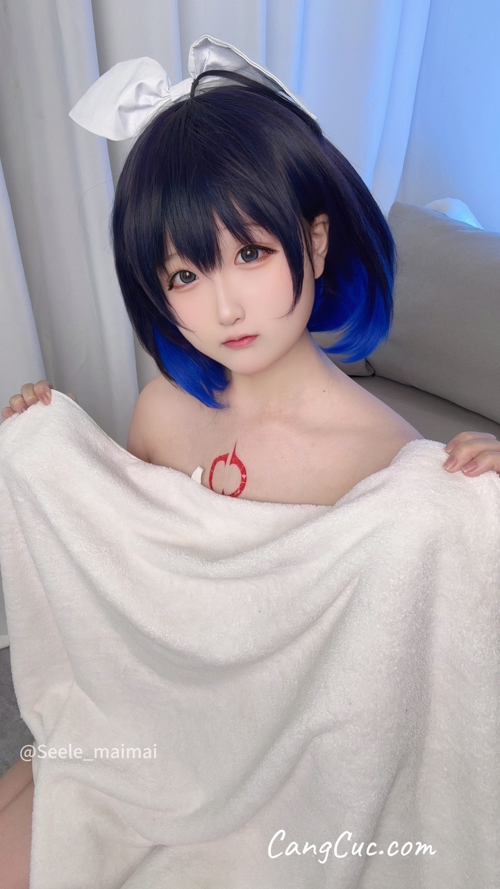 Coser@Seele麦麦 – 崩崩温泉
