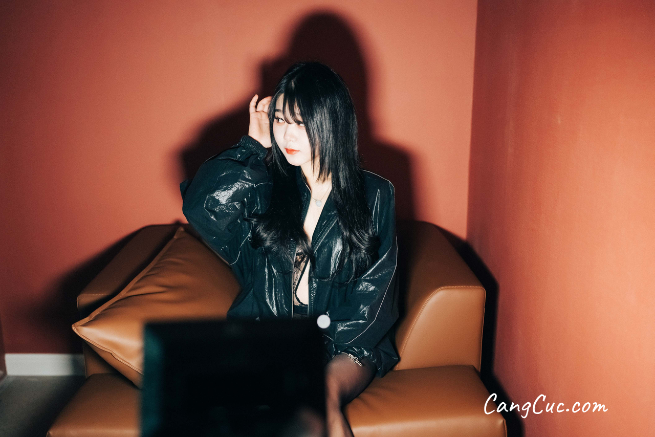 Haivia Zia (지아) – Interview
