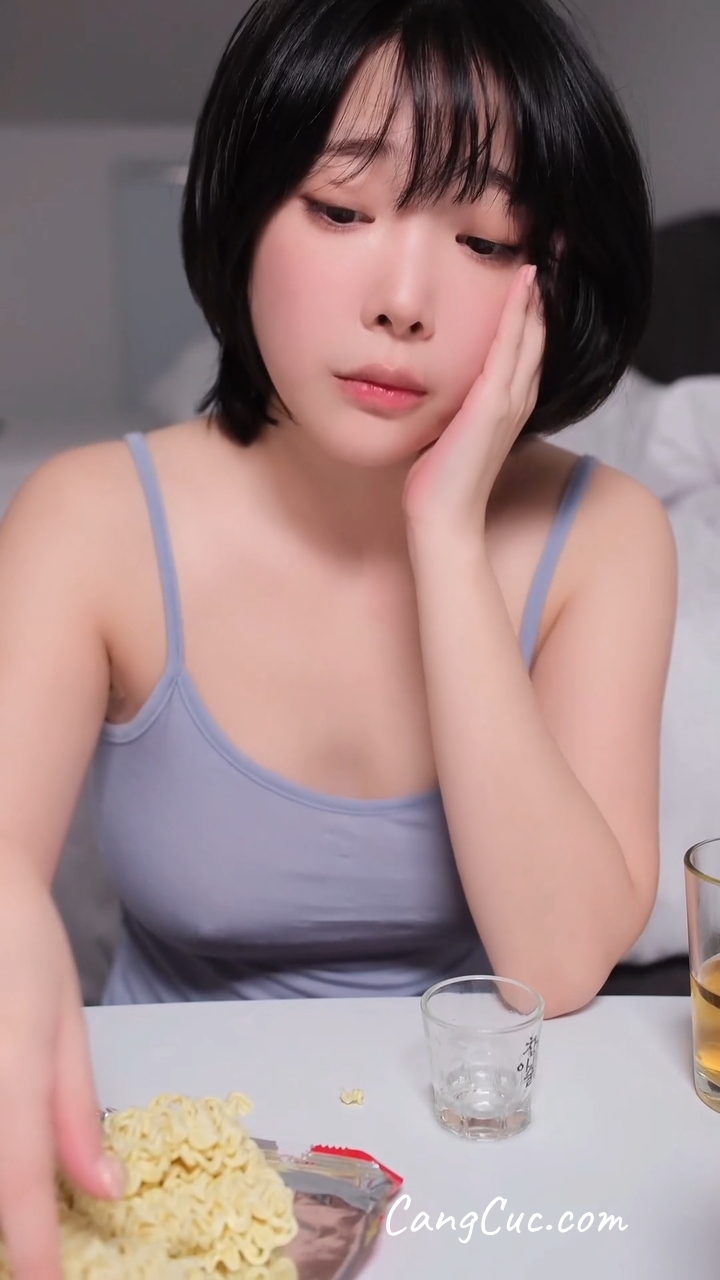 Kang In-kyung (강인경) – Drunk