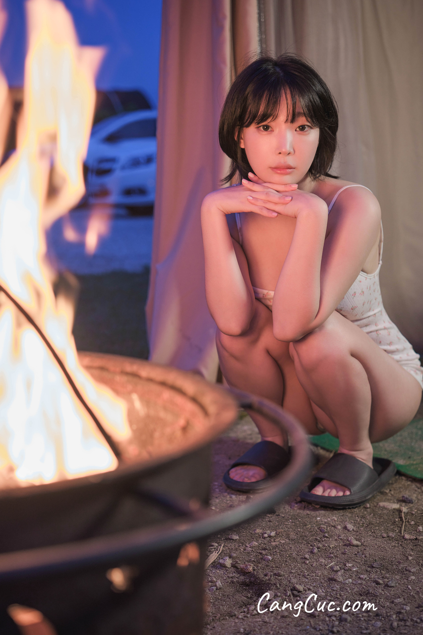 Kang In-kyung (강인경) – Girlfriend 2