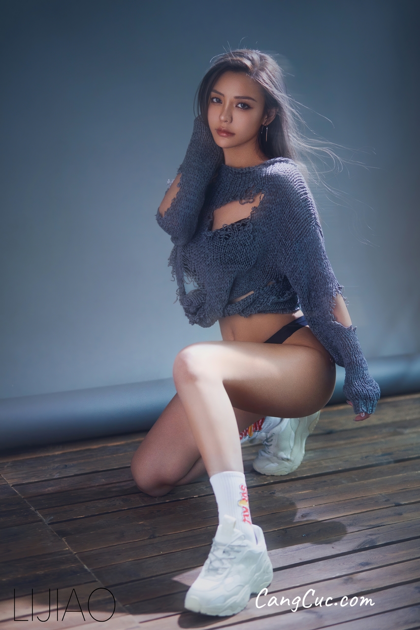 LIJIAO李娇 Vol.003 – 情色唯美露脸极品女体艺术私拍