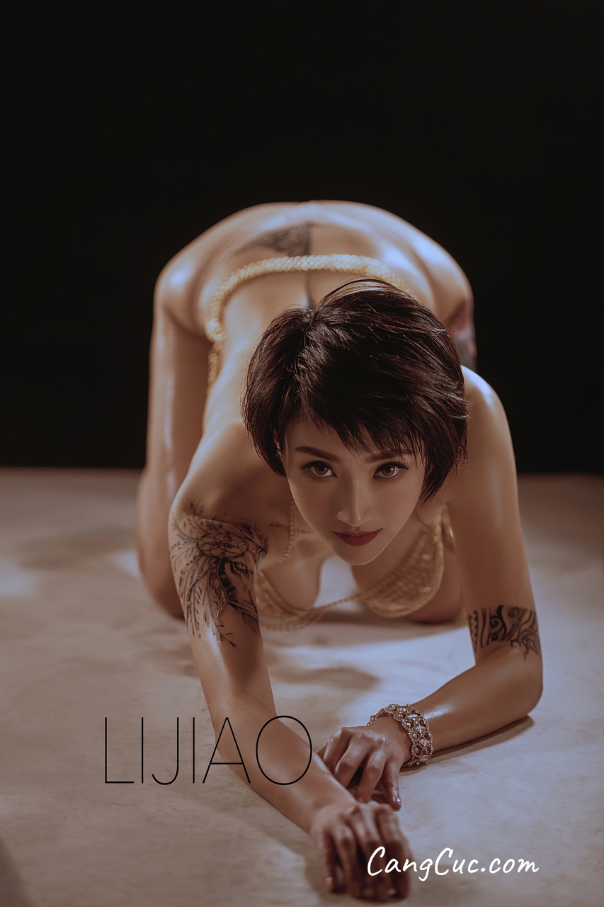 LIJIAO李娇 Vol.008 – 情色唯美露脸极品女体艺术私拍
