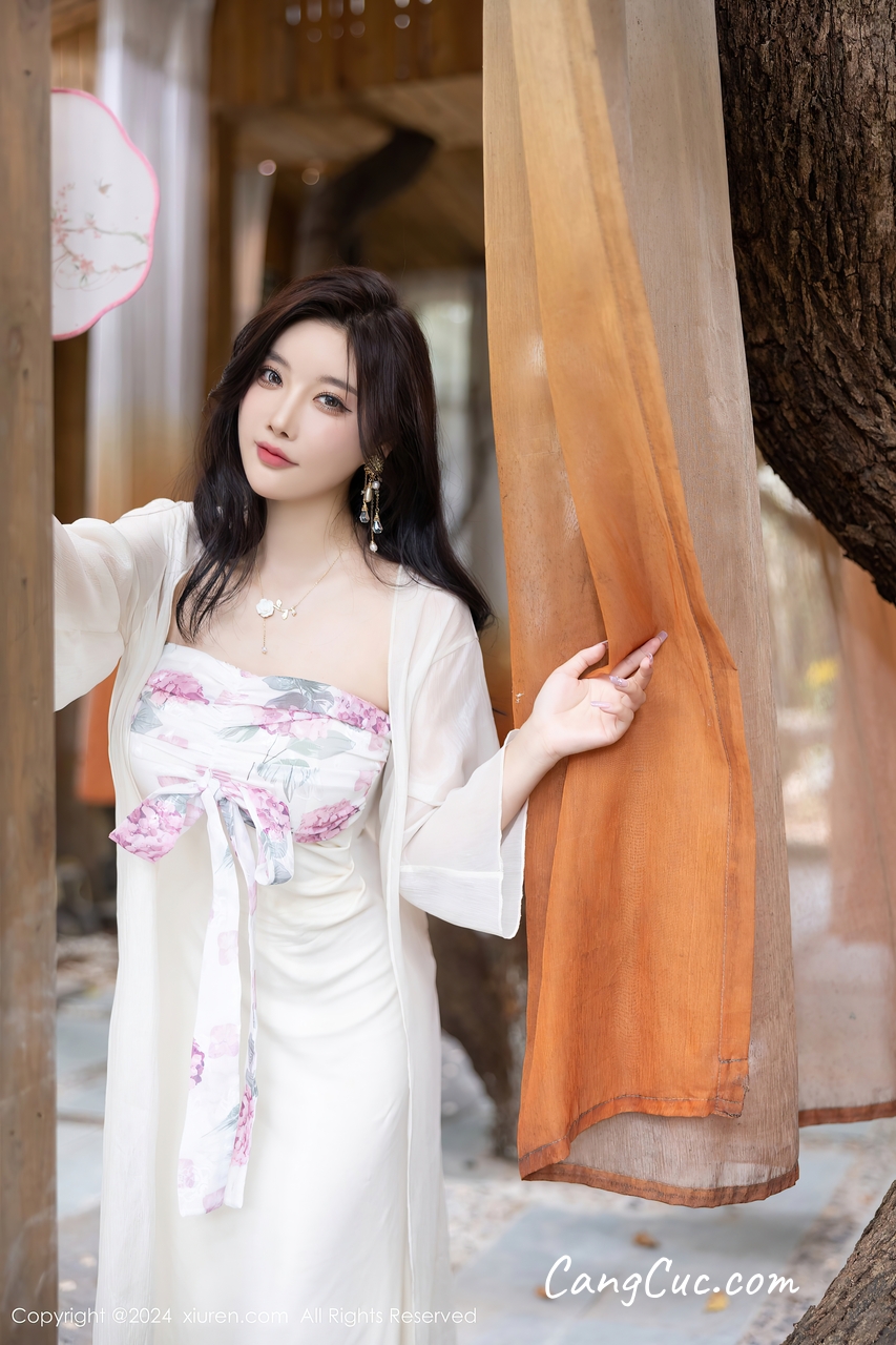 XIUREN No.8926 Yang Chen Chen (杨晨晨Yome)