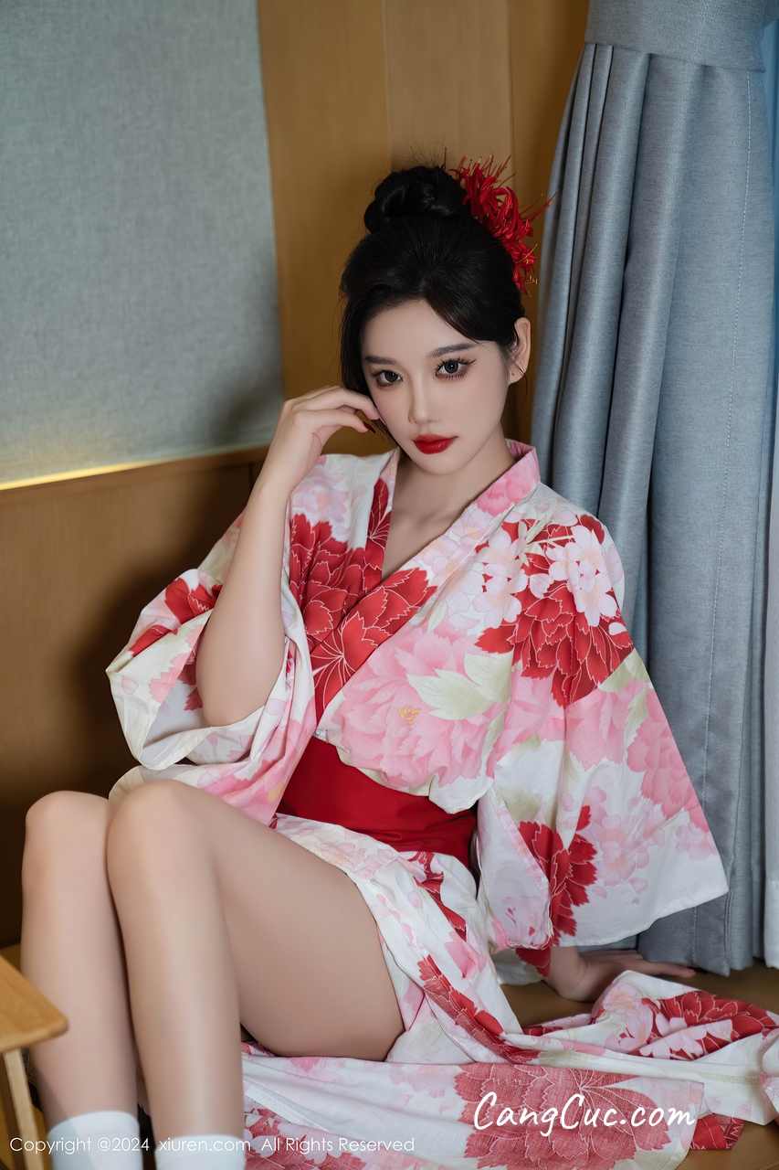 XIUREN No.9208 Yang Chen Chen (杨晨晨Yome)
