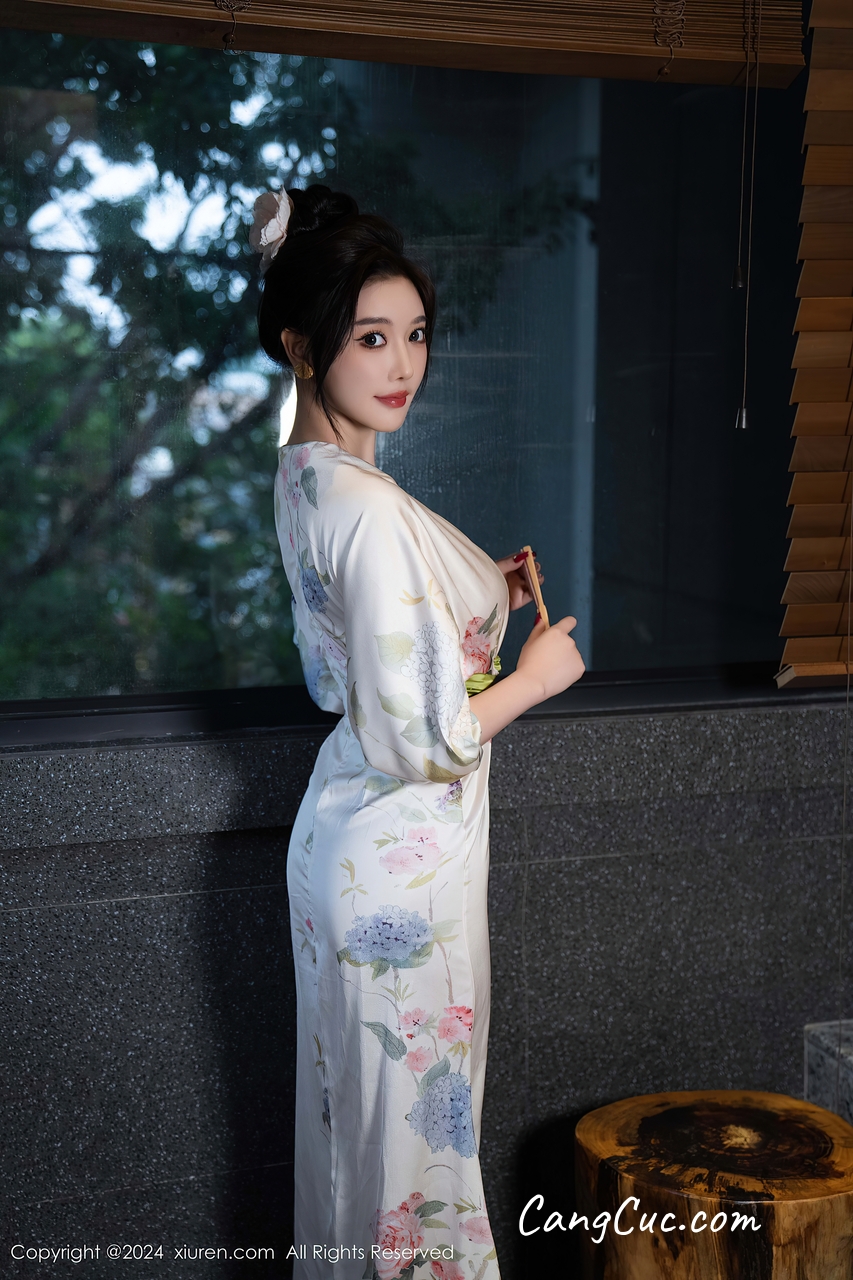 XIUREN No.9470 Yang Chen Chen (杨晨晨Yome)