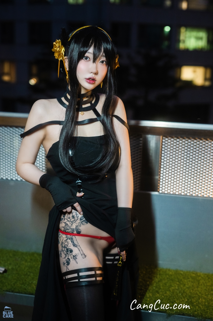 [BLUECAKE] Son Ye-Eun (손예은): Black Rose RED+