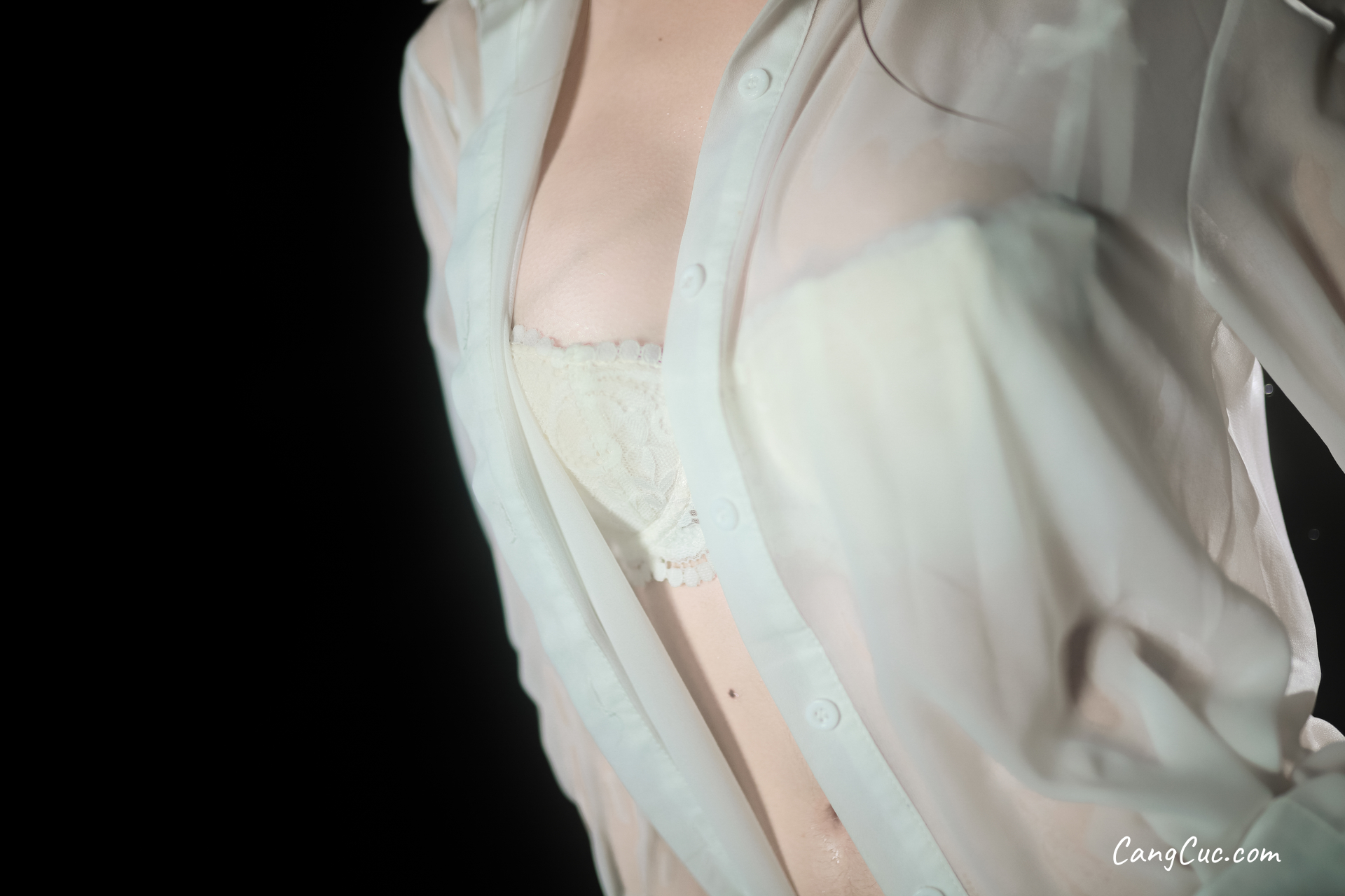 Coser@抖娘-利世: 夜雨