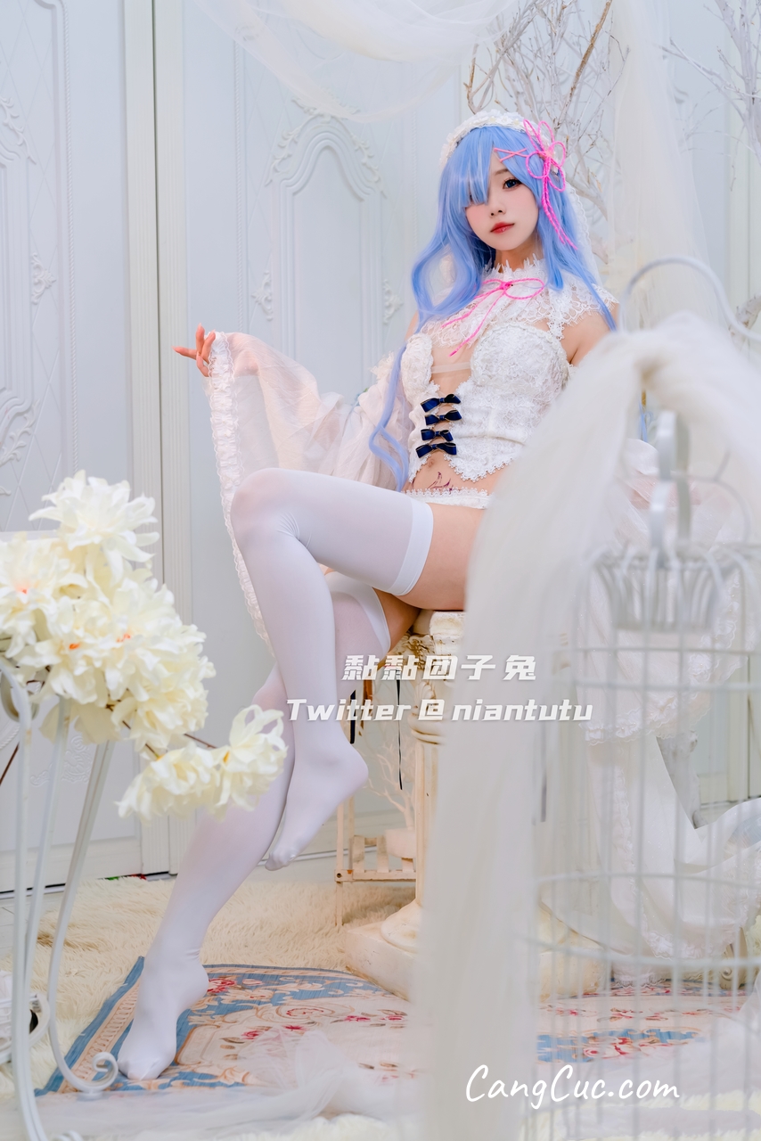 Coser@黏黏团子兔: 长发蕾姆