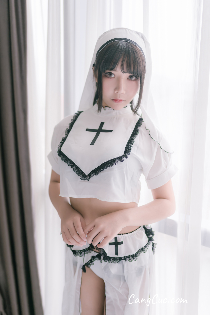Coser@抱走莫子aa Vol.004: 纯白修女