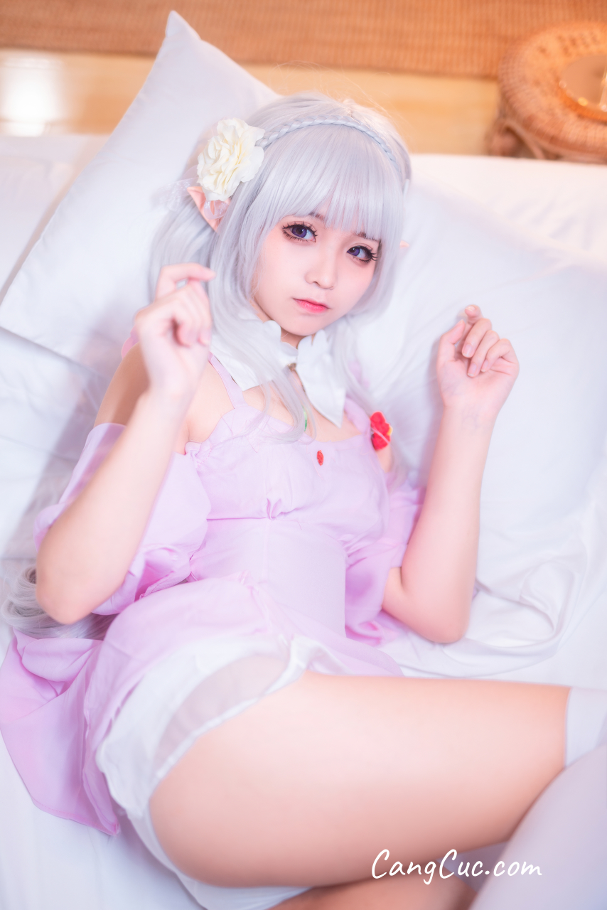Coser@蠢沫沫 (chunmomo) Vol.005: 艾米莉亚的睡衣