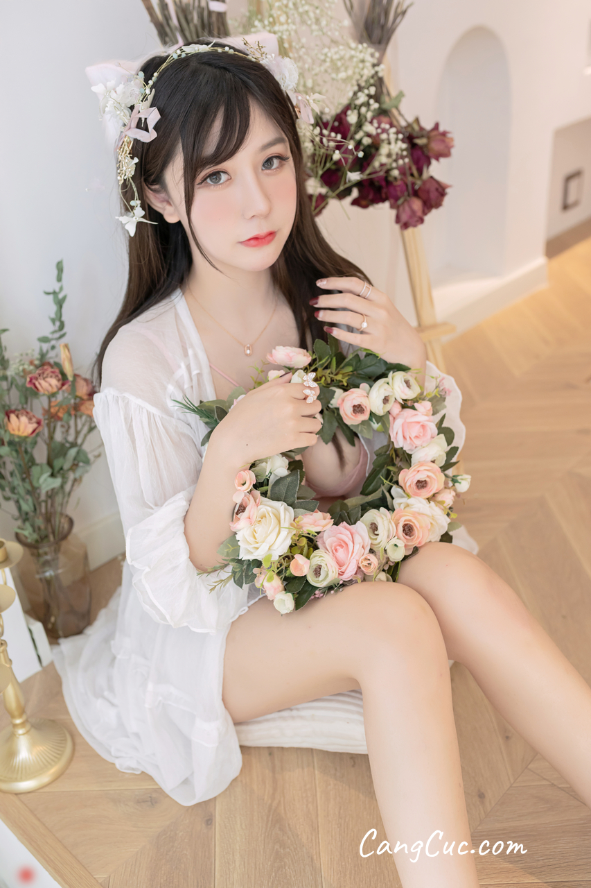 Coser@Mao Jiu Jiang Sakura (猫九酱Sakura) – 花の贰拾歲