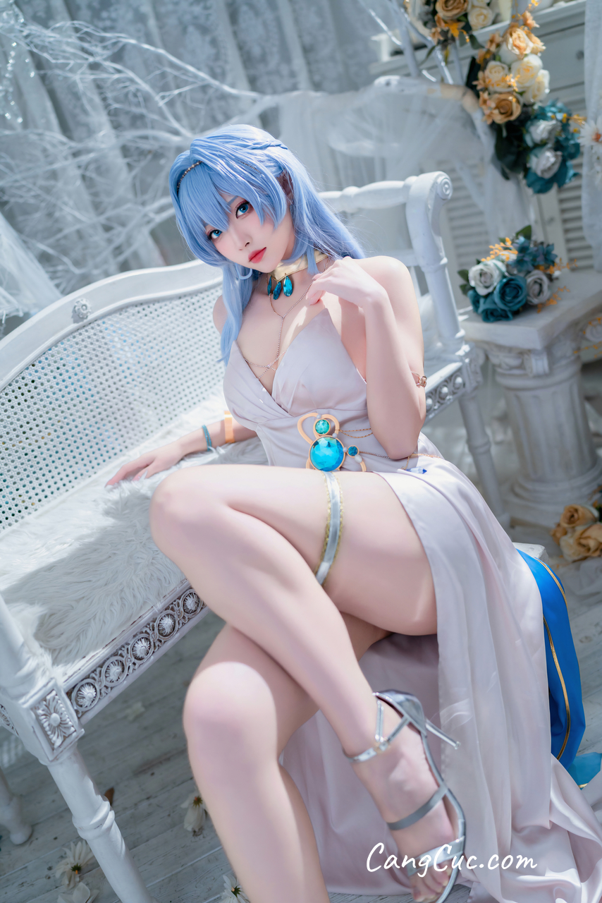 Coser@宮本桜 – Nikke胜利女神 海伦娜礼服