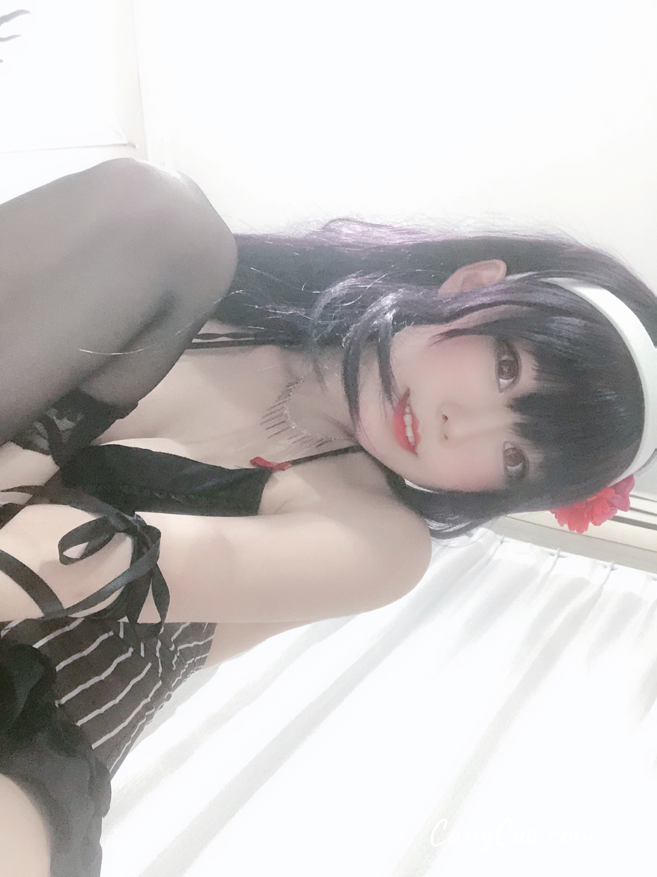 Coser@香草喵露露 No.015: 诗羽学姐睡衣自拍