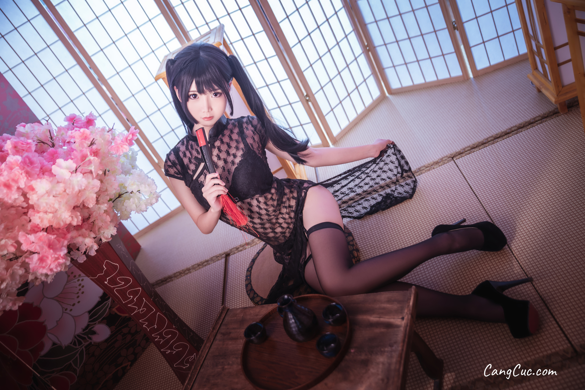 Coser@面饼仙儿 No.018: 黑丝情趣旗袍