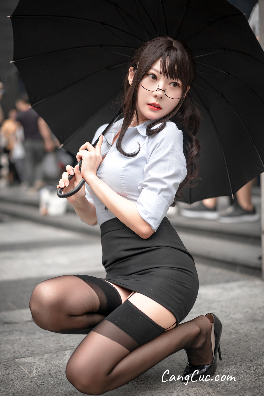 Coser@香草喵露露 No.038: 丝袜西装