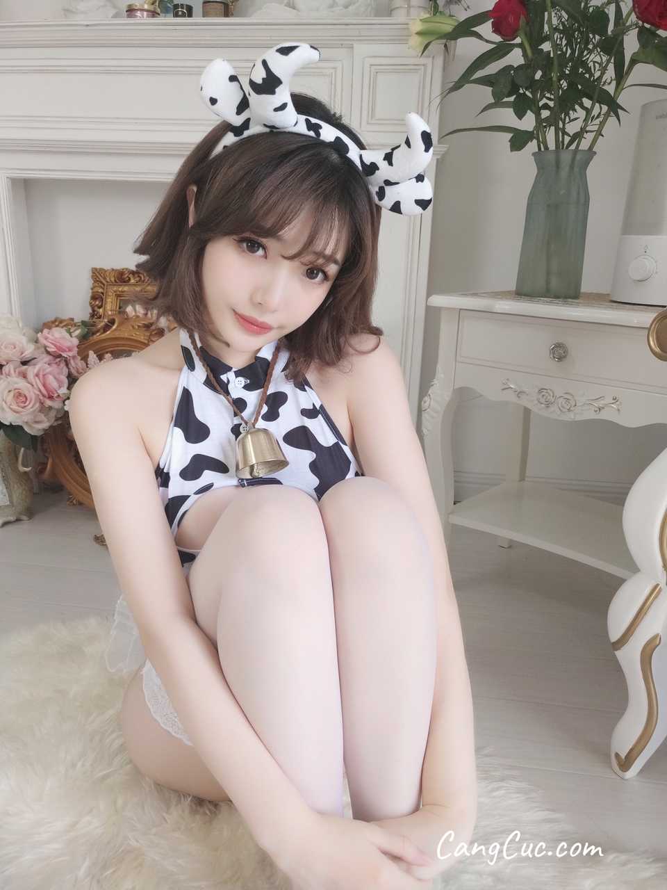 Coser@雯妹不讲道理 No.091: 自拍奶牛