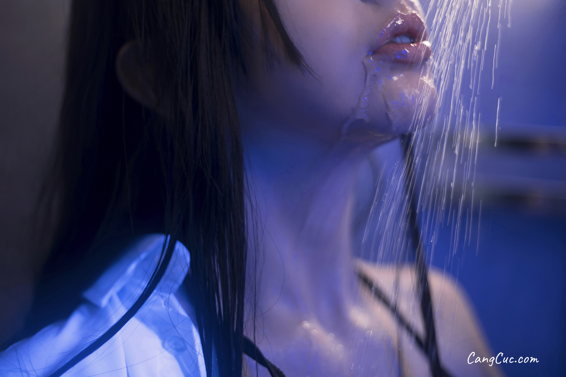 Coser@Sayathefox – 浴室诱惑