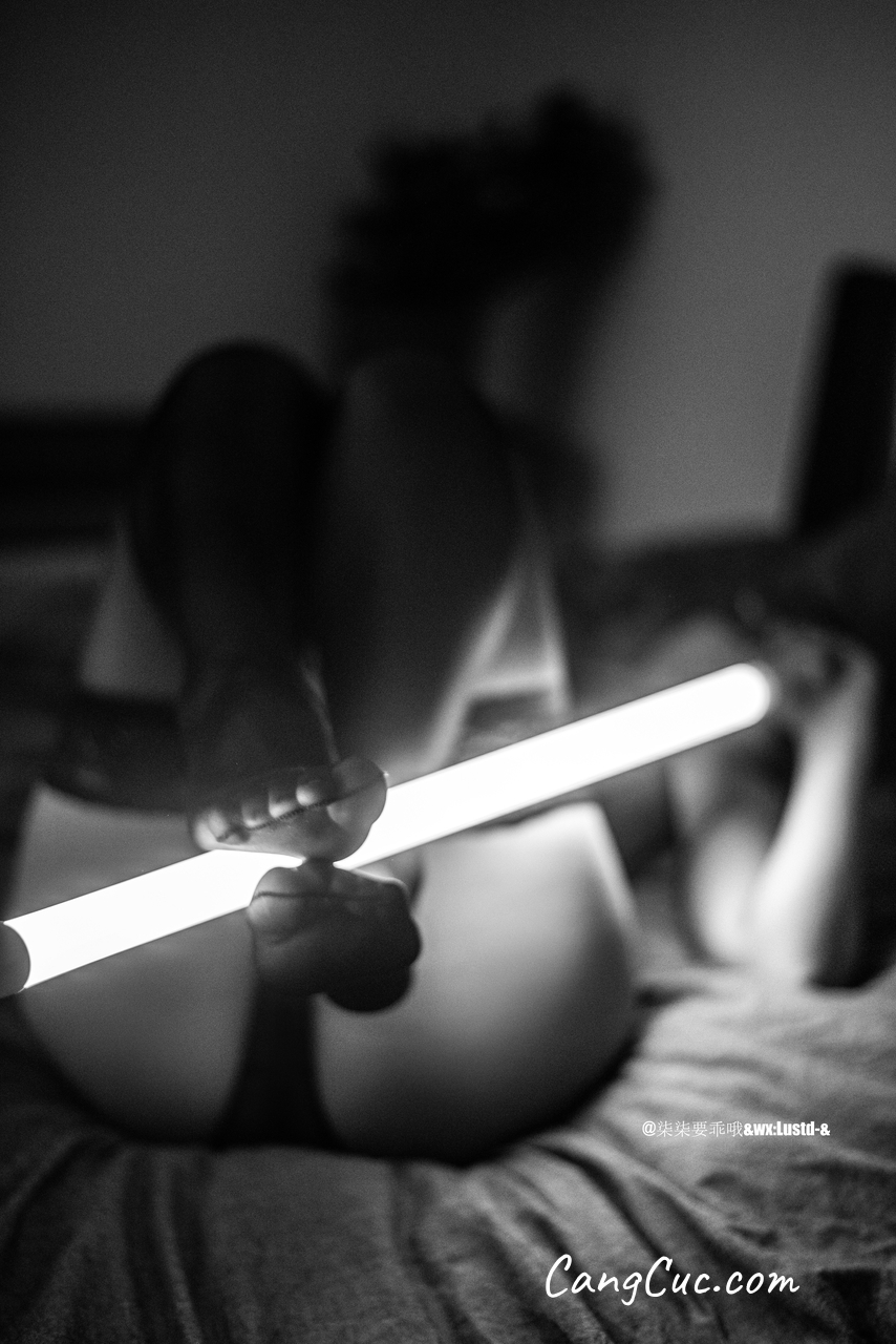 Coser@柒柒要乖哦 – 透明死库水和白T