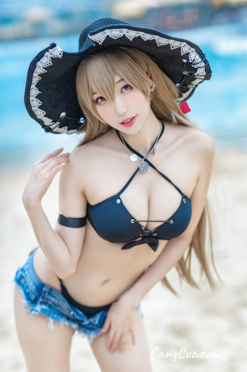 Coser@周叽是可爱兔兔 Vol.002: 让巴尔泳装
