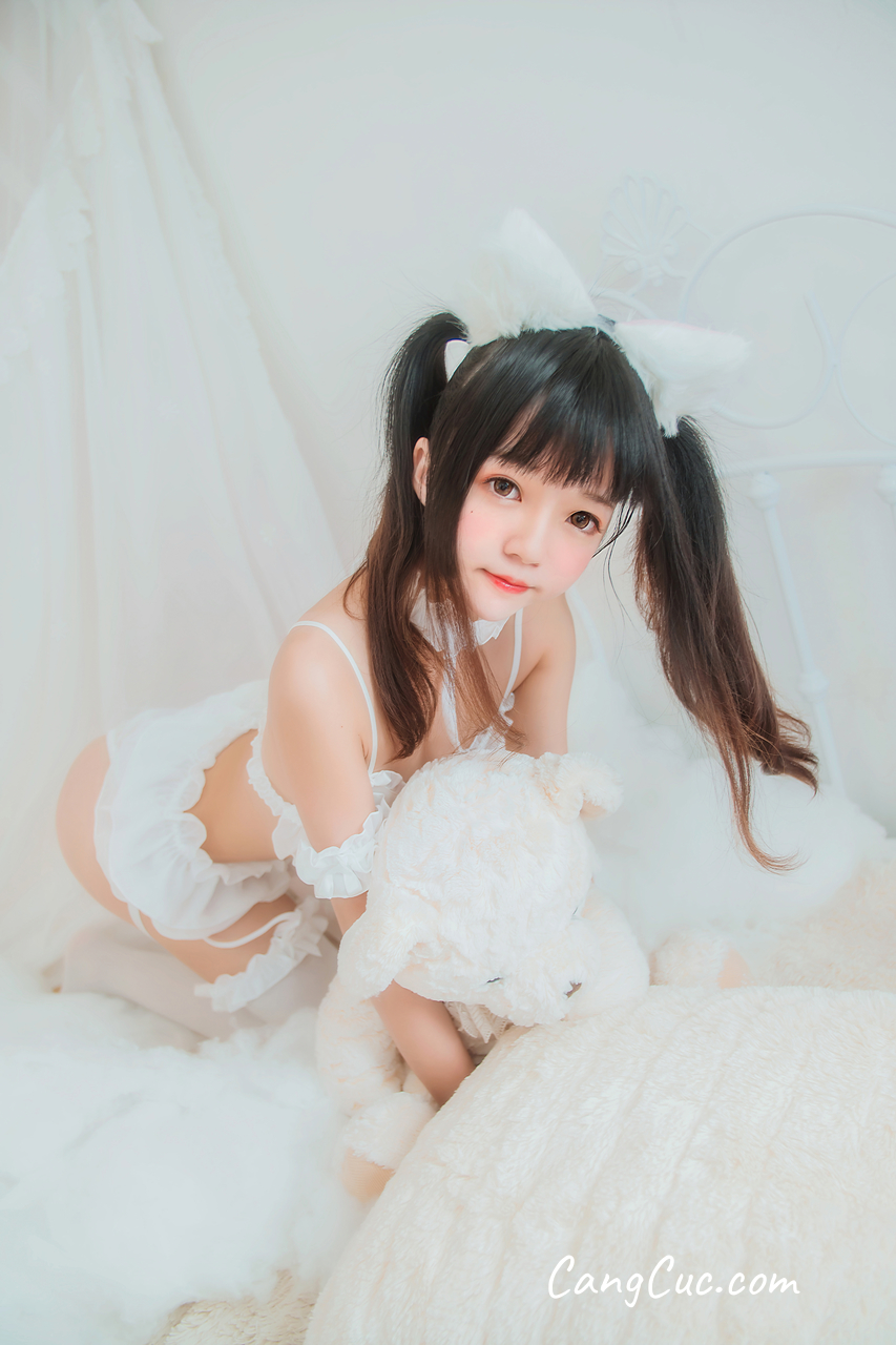 Coser@桜桃喵 Vol.008: 纯白-白猫