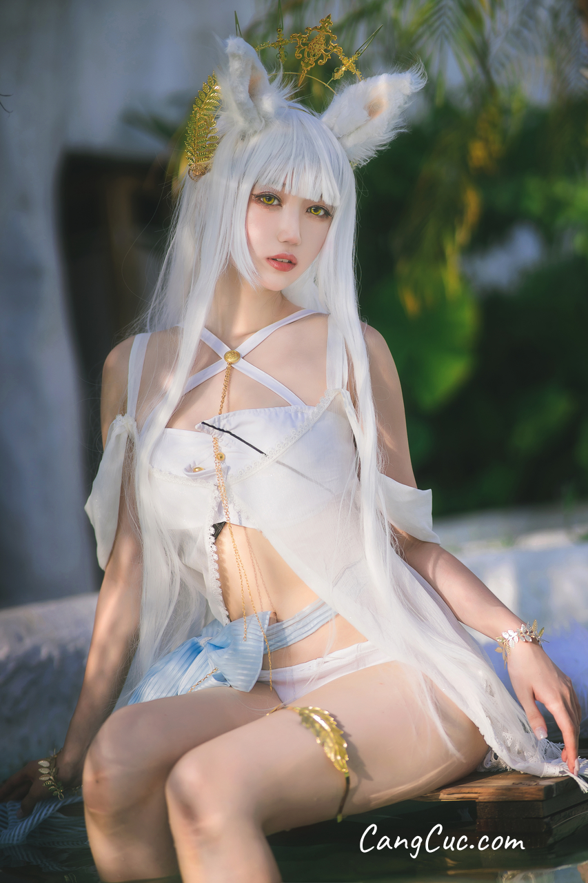 Coser@周叽是可爱兔兔 Vol.013: 白金泳装