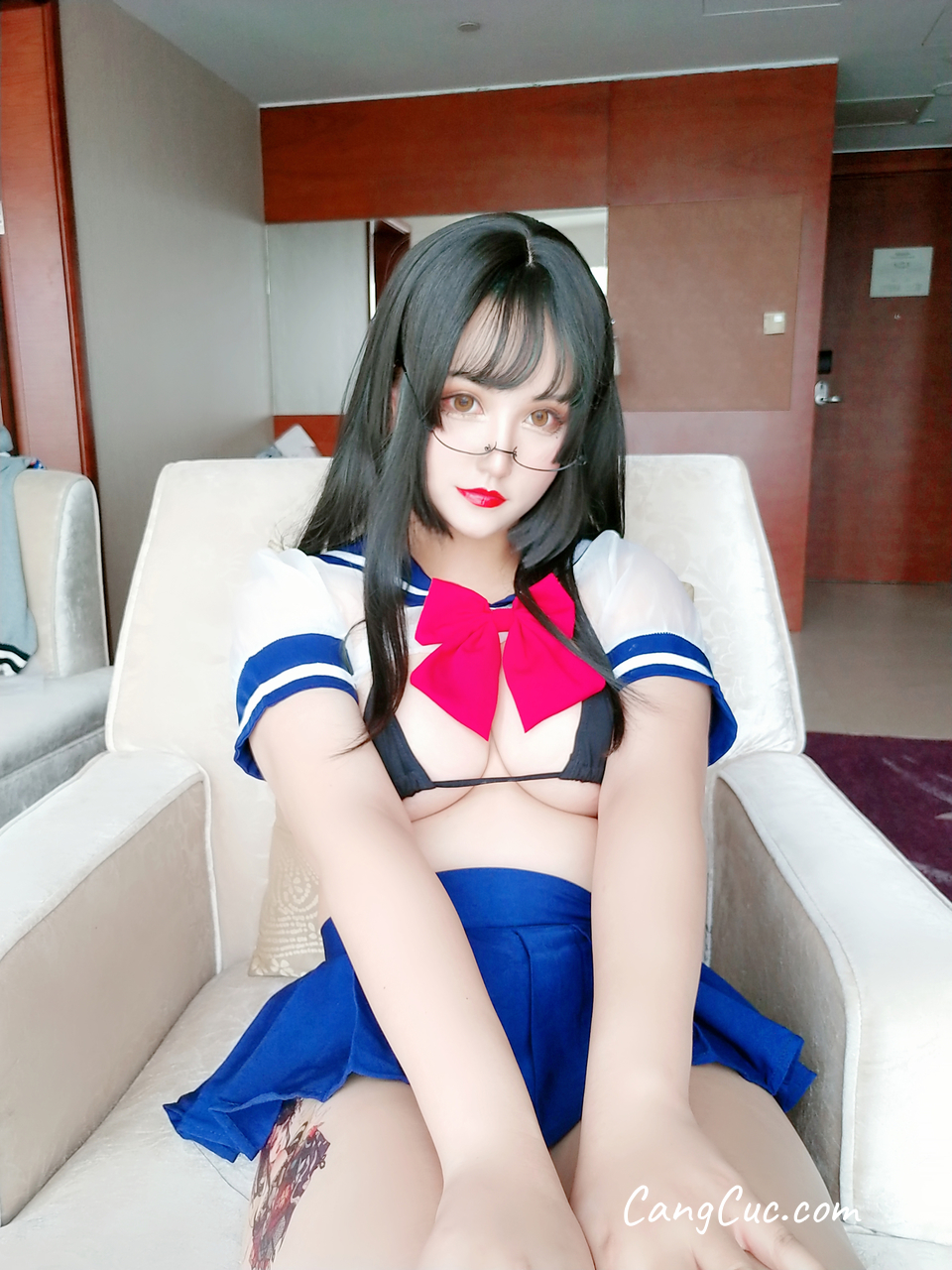 Coser@夏鸽鸽不想起床 Vol.013: 透明jk