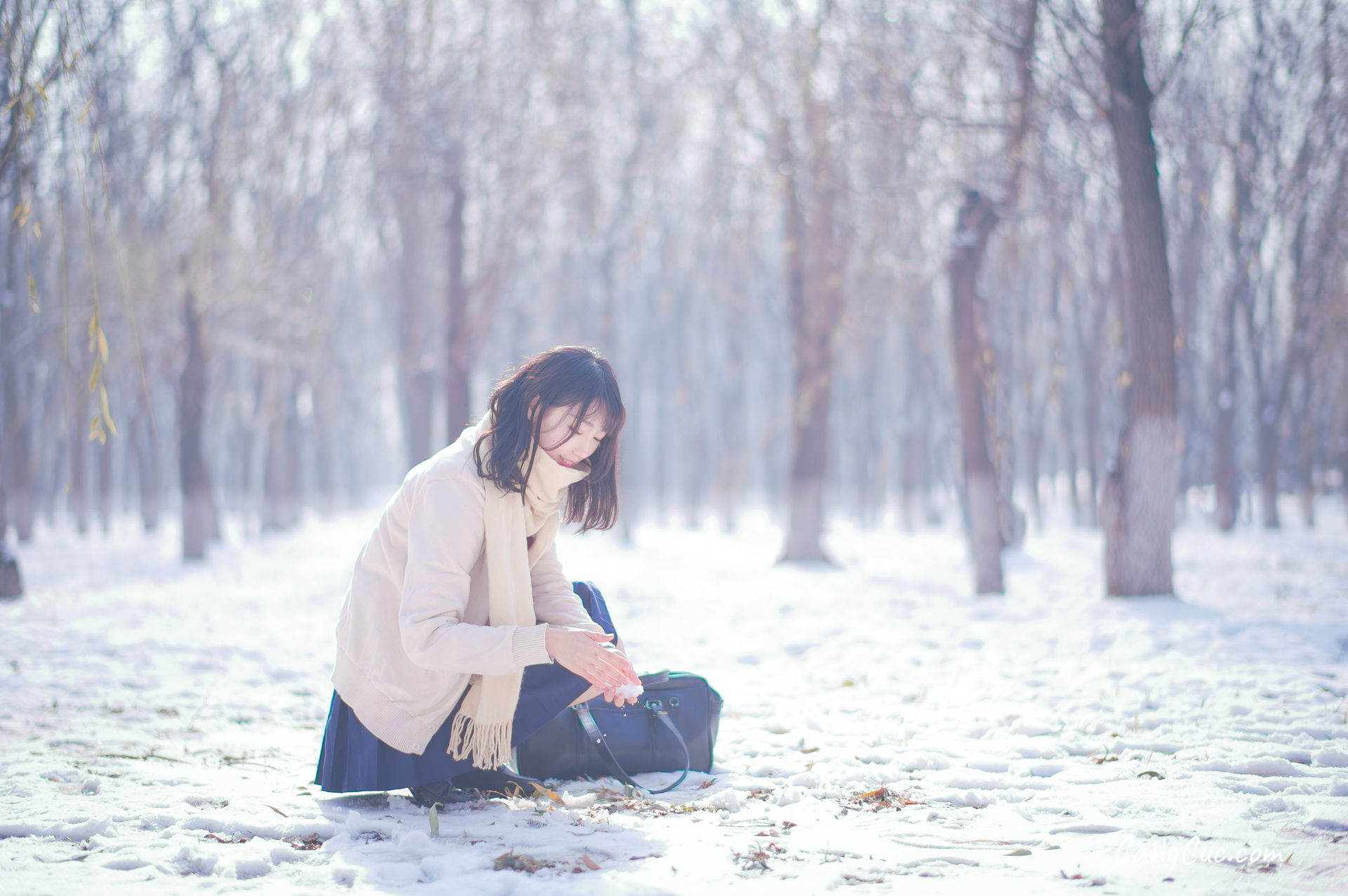 Coser@周叽是可爱兔兔 Vol.028: 雪景JK
