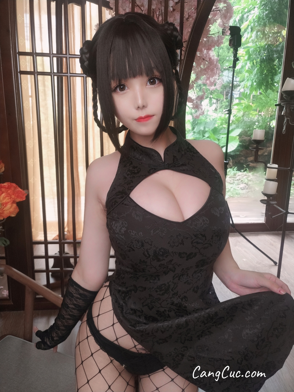 Coser@蜜汁猫裘 Vol.048: 皮衣舞娘