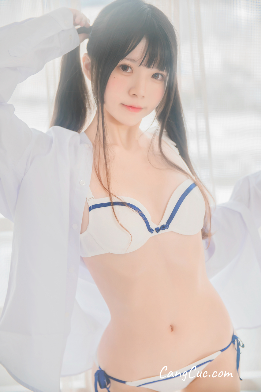 Coser@桜桃喵 Vol.073: 白衬衫双马尾