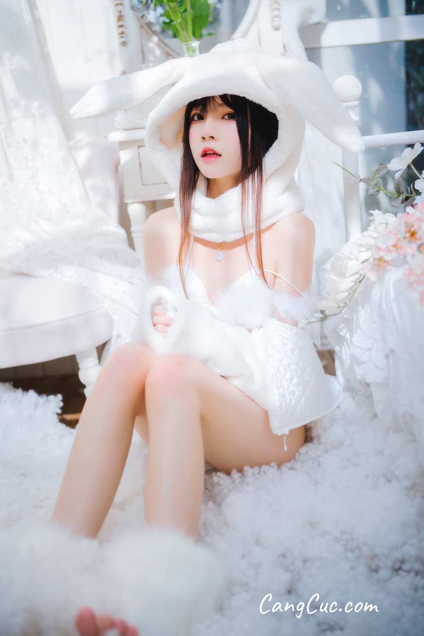 Coser@桜桃喵 Vol.142: 小白兔01+02