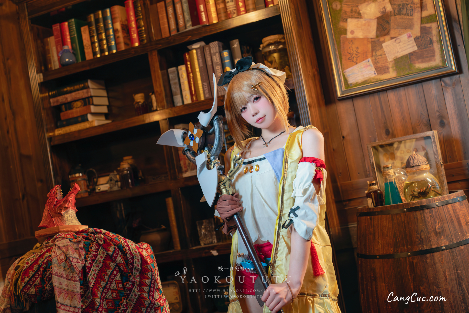 Coser@黏黏团子兔 – 『莱莎的秘密工坊』&和我交往吗