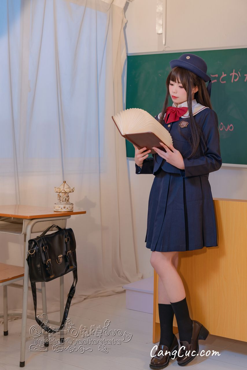 Coser@黏黏团子兔 – 入学式