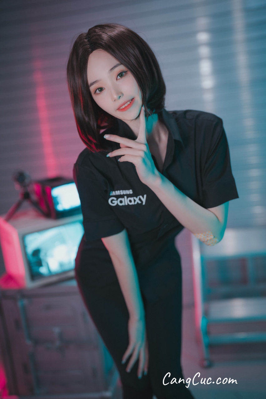 DJAWA Photo – Bambi (밤비): “Hi Sam!”