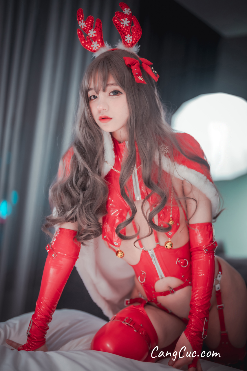 DJAWA Photo – Jeong Jenny (정제니): “Christmas Special 2022”