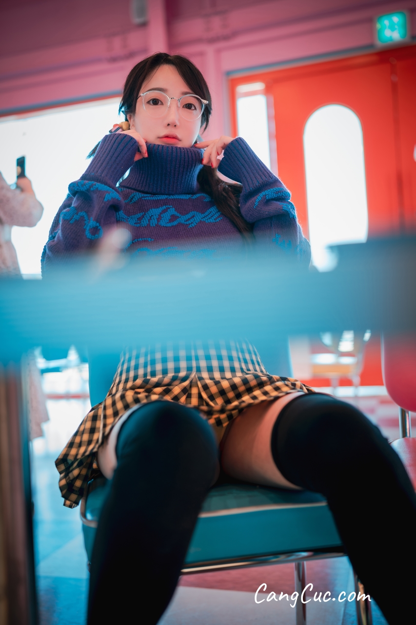 DJAWA Photo – Son Ye-Eun (손예은): “Early Spring Walk in March Vol.2” (+S.Ver)